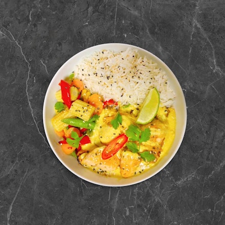 Tailandietiškas vištienos karis