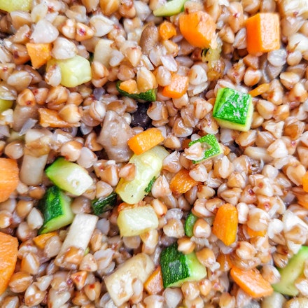  Buckwheat with vegetables and mushrooms