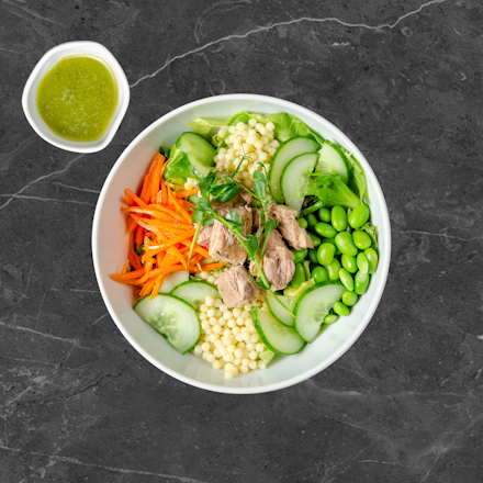 Salotos su tunu ir perliniu kuskusu 