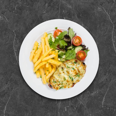 Grillowana pierś z kurczaka z serem i pieczarkami