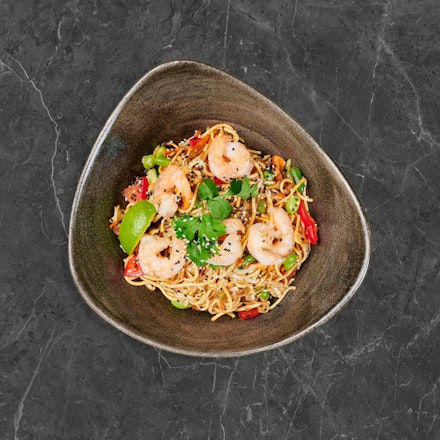  Wok egg noodles with shrimp