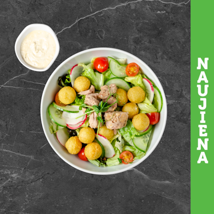 Salad with tuna and fried potato croquettes