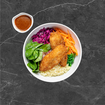 Rytietiškas Bowl su traškiais vištienos piršteliais  